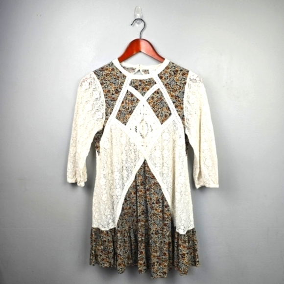 UMGEE Cottagecore Peasant Tunic Top Floral Cream Lace 3/4 Sleeve Women Sz M Boho - Picture 1 of 15